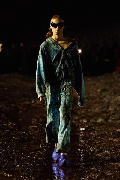 Look 54